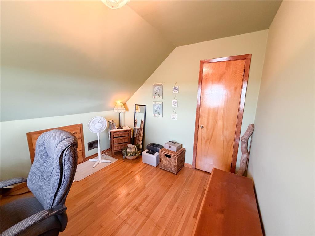 15236 King Avenue Wilmont MN 56185 7094765 image36