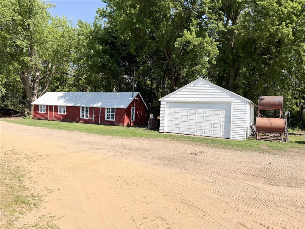 15236 King Avenue Wilmont MN 56185 7094765 image65