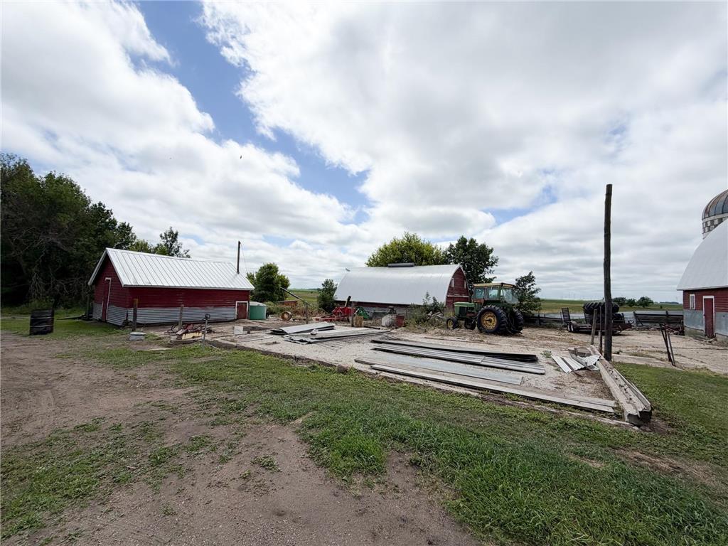 15236 King Avenue Wilmont MN 56185 7094765 image69