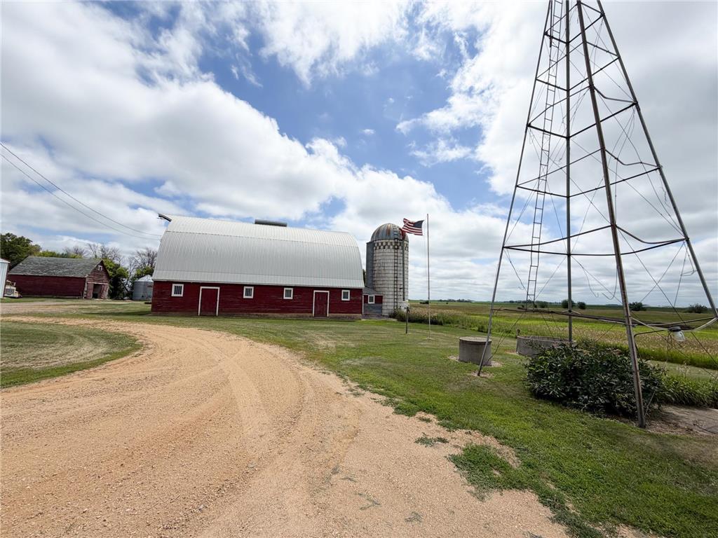 15236 King Avenue Wilmont MN 56185 7094765 image72