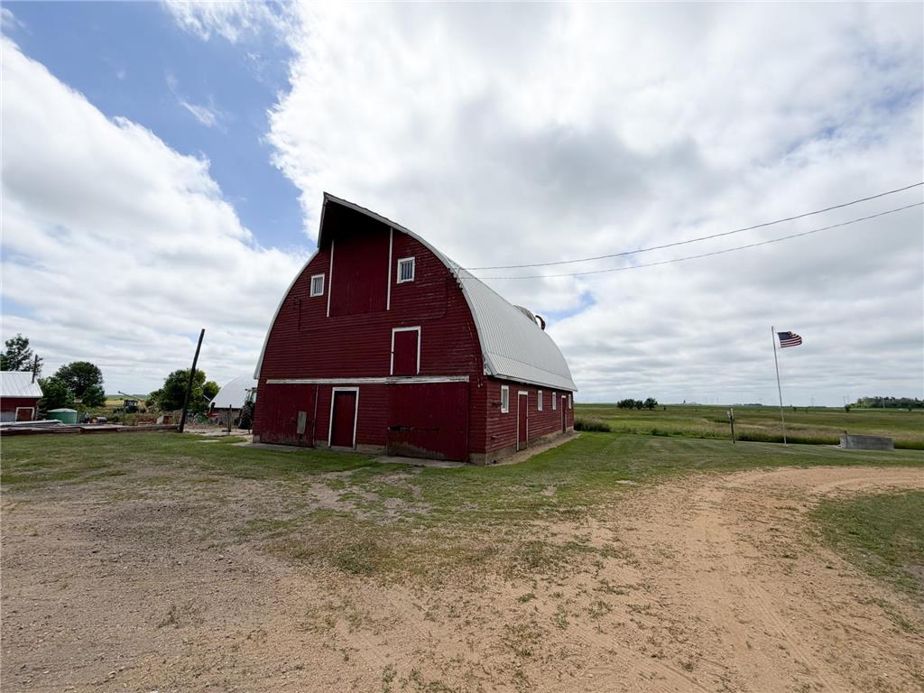 15236 King Avenue Wilmont MN 56185 7094765 image74