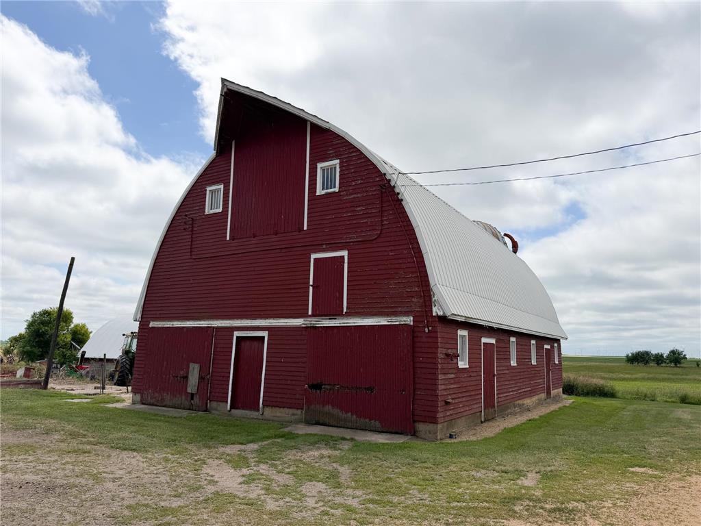 15236 King Avenue Wilmont MN 56185 7094765 image75
