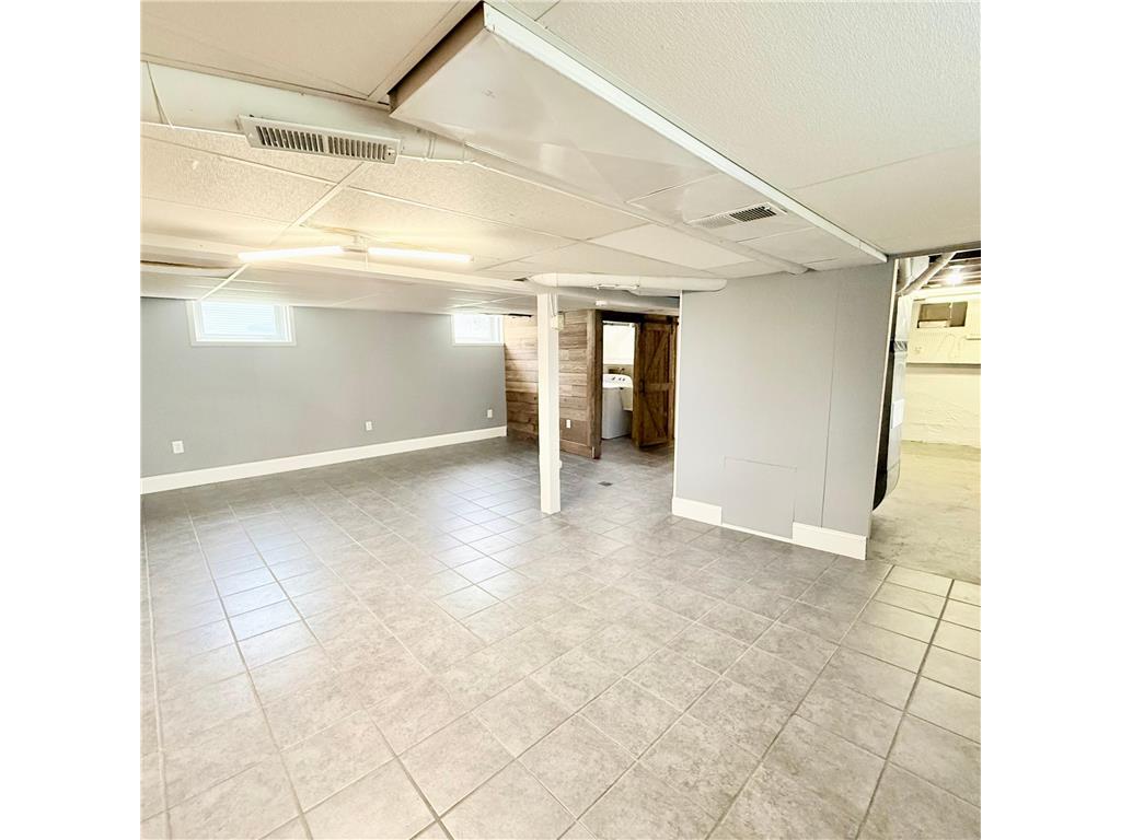 1524 East Avenue Red Wing MN 55066 7065677 image33
