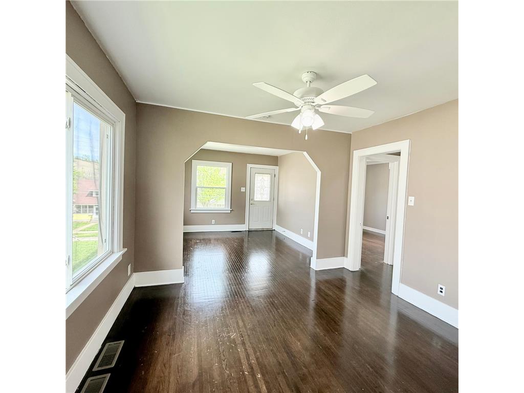 1524 East Avenue Red Wing MN 55066 7065677 image5