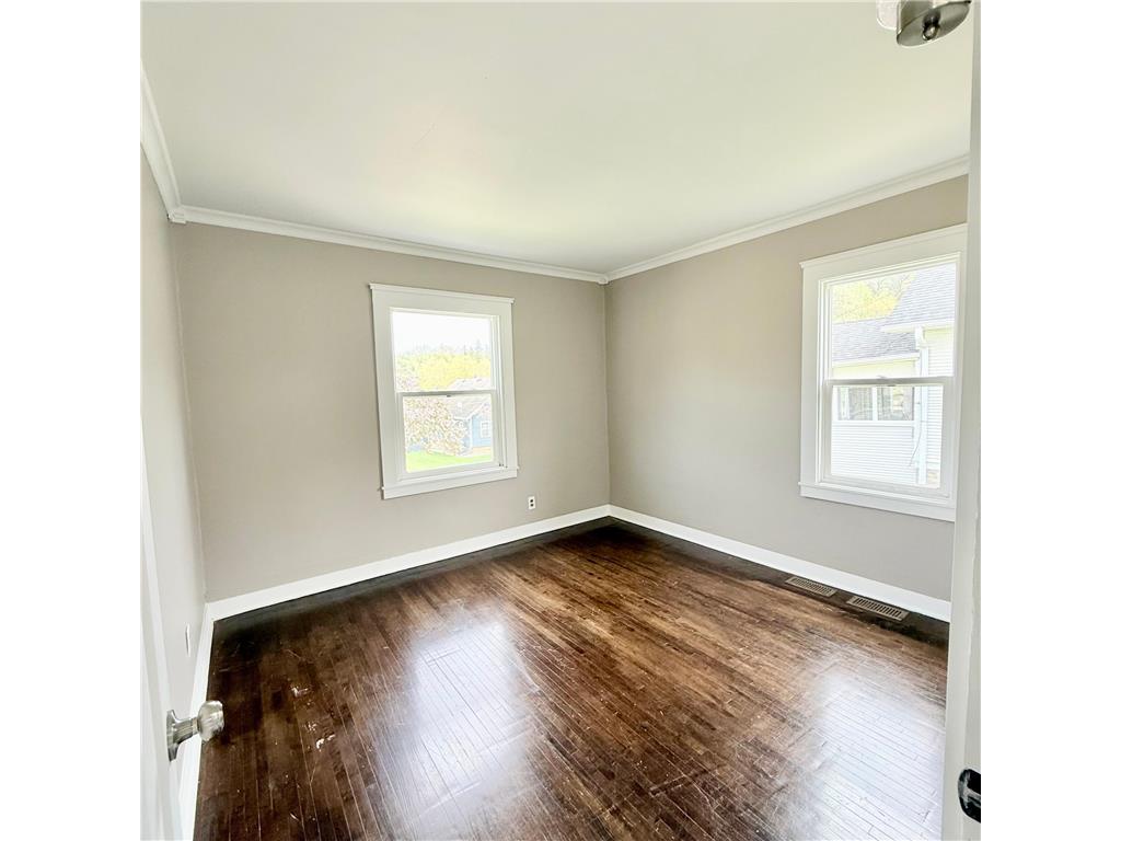 1524 East Avenue Red Wing MN 55066 7065677 image8