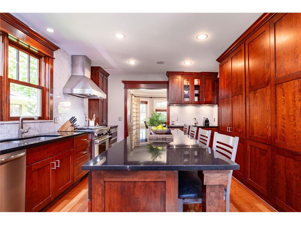 1524 Goodrich Avenue Saint Paul MN 55105 7055002 image17