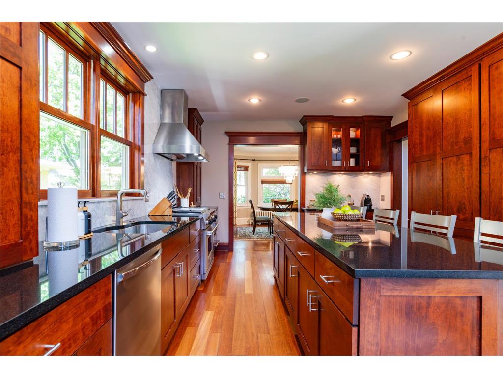 1524 Goodrich Avenue Saint Paul MN 55105 7055002 image22