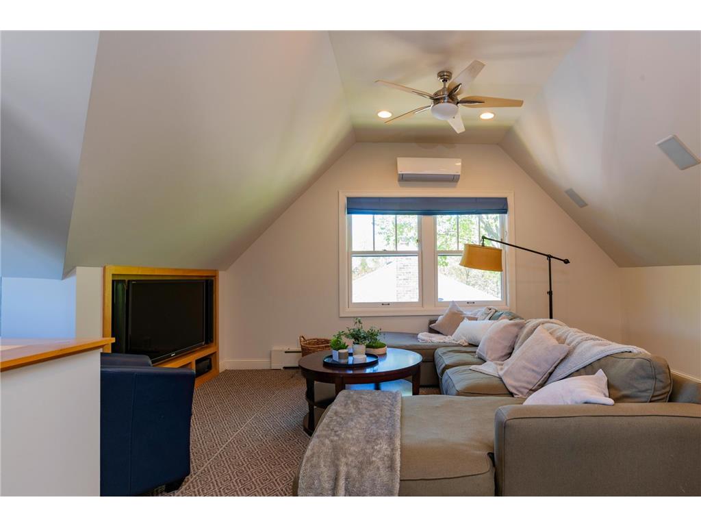 1524 Goodrich Avenue Saint Paul MN 55105 7055002 image34