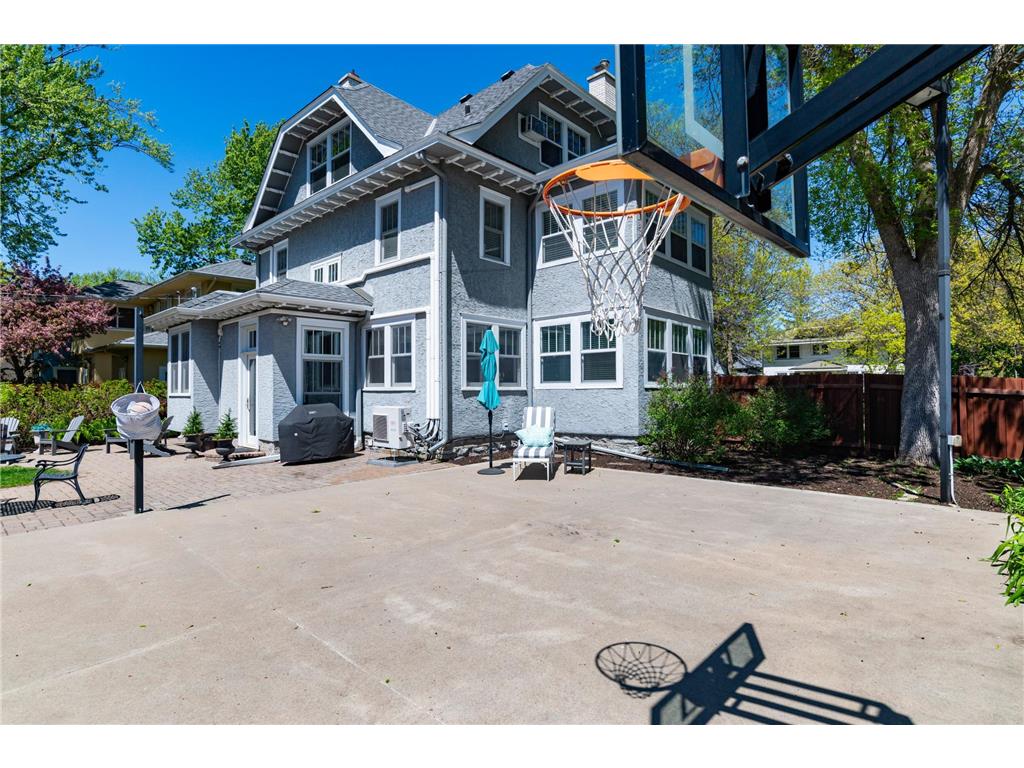 1524 Goodrich Avenue Saint Paul MN 55105 7055002 image49
