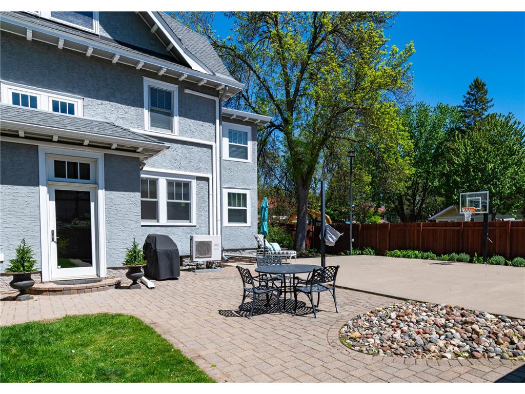 1524 Goodrich Avenue Saint Paul MN 55105 7055002 image51