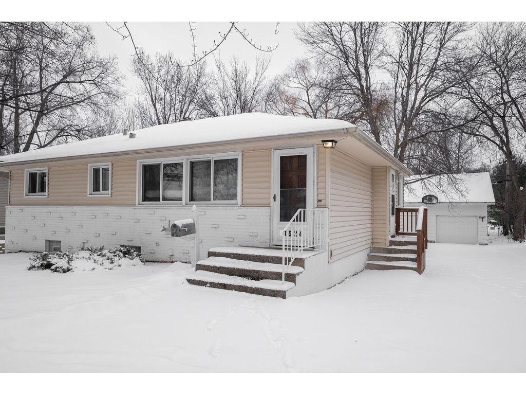 1524 Independence Avenue N Golden Valley MN 55427 6672459 image1