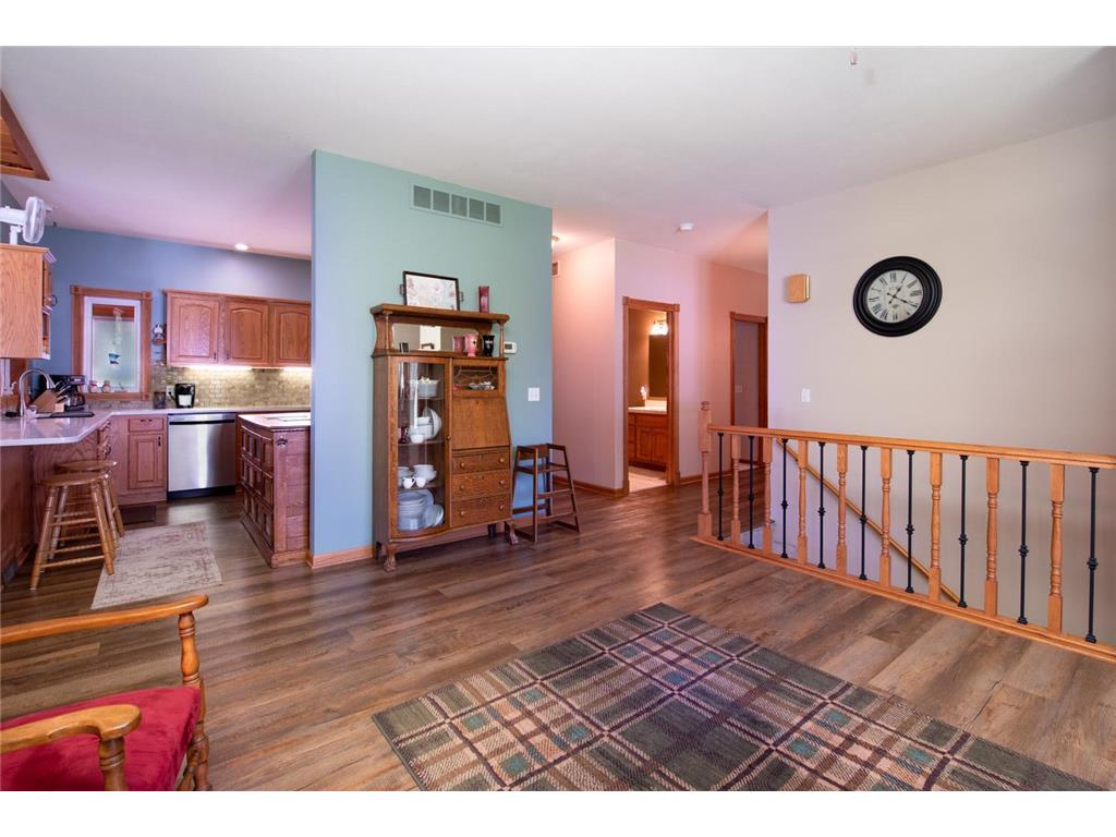 1524 Squirrels Nest Road Kasota MN 56050 - Washington 7074476 image3
