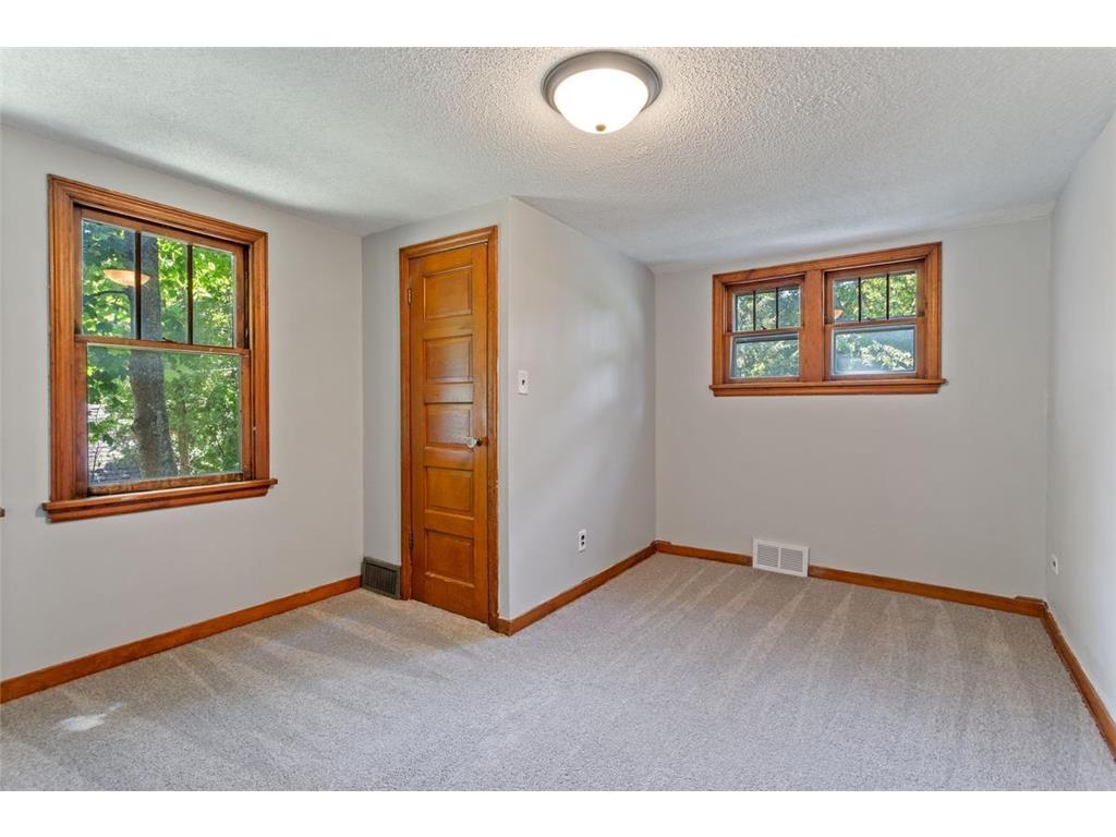 15240 9th Avenue N Plymouth MN 55447 - Parkers 7094363 image16