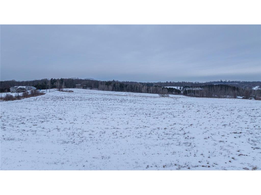 1525 6 1/2 Avenue Maple Grove Twp WI 54733 7000998 image4