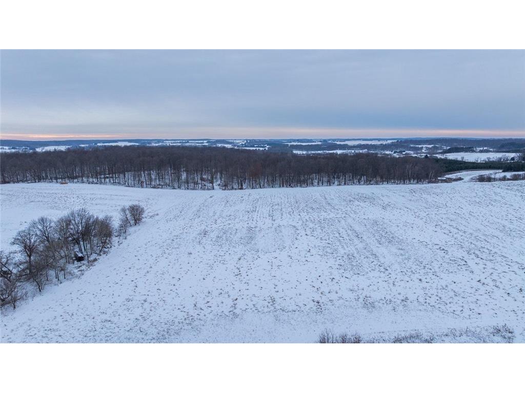 1525 6 1/2 Avenue Maple Grove Twp WI 54733 7000998 image8