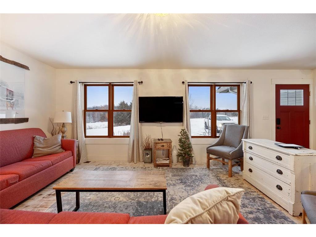1525 6 1/2th Avenue Maple Grove Twp WI 54733 7001171 image3