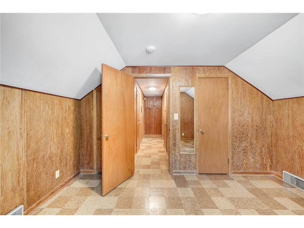 1525 Asbury Street Saint Paul MN 55108 7082566 image26