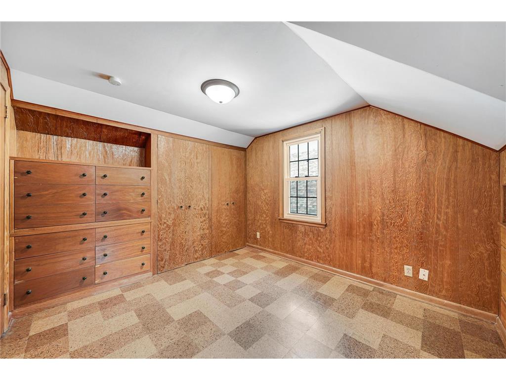 1525 Asbury Street Saint Paul MN 55108 7082566 image28
