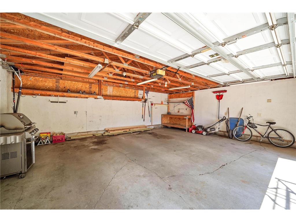 1525 Asbury Street Saint Paul MN 55108 7082566 image44