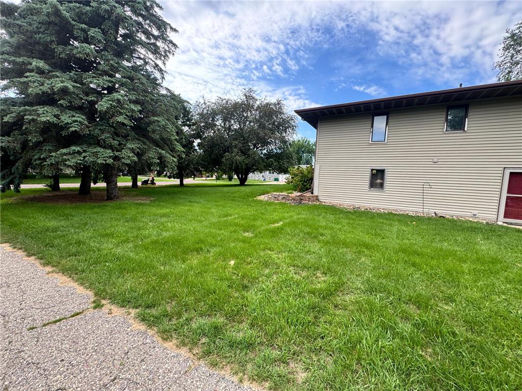 1525 Sayles Drive Jackson MN 56143 7092630 image4