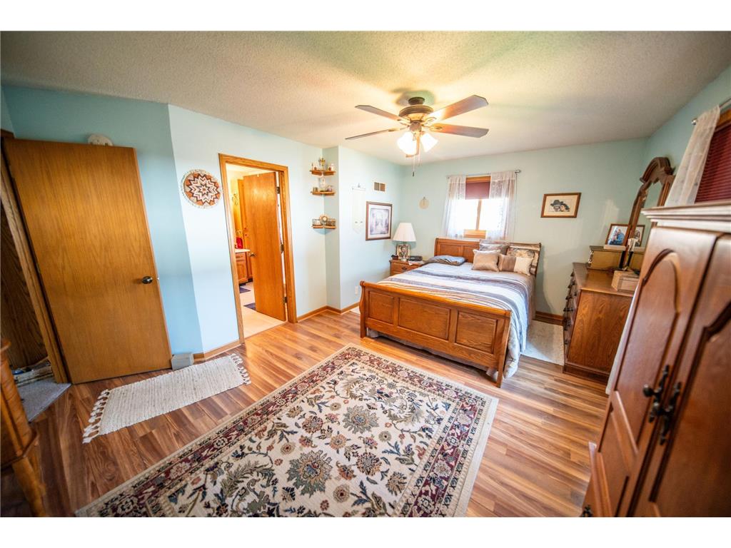 1525 Wabasha Ave Saint Charles MN 55972 6797043 image10