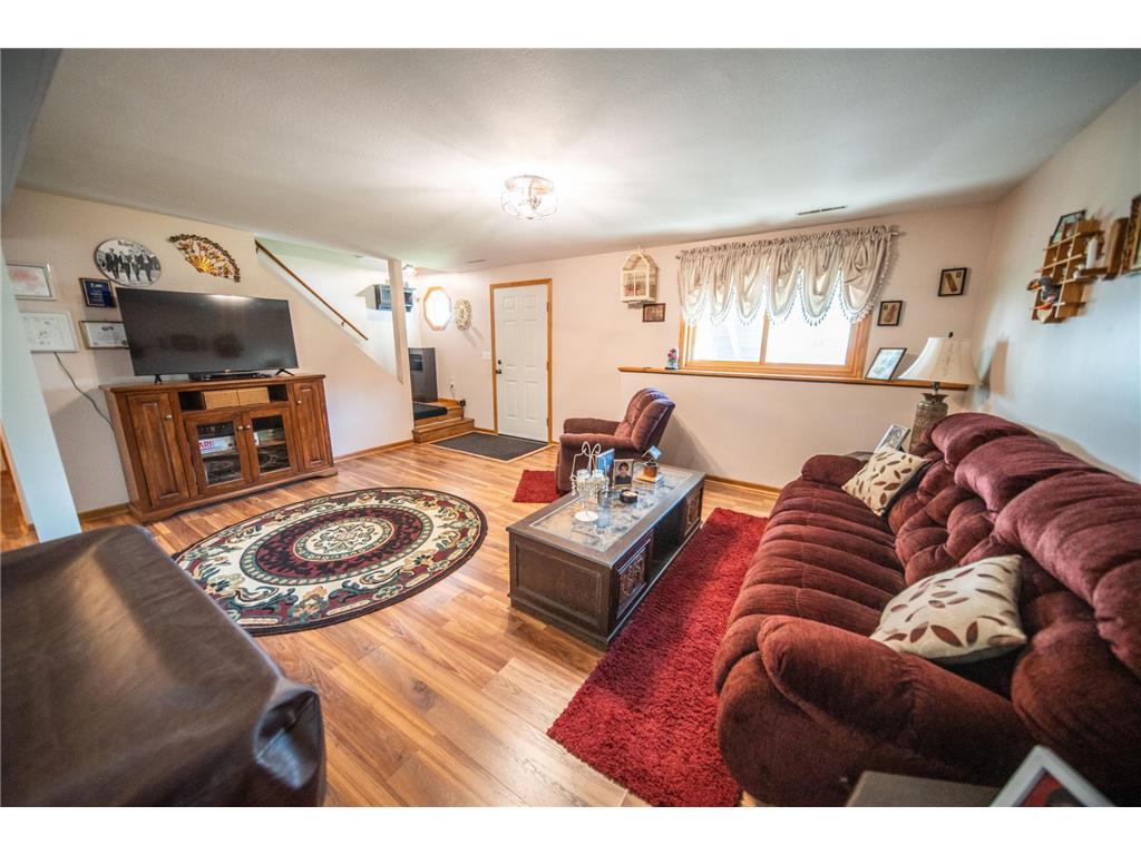 1525 Wabasha Ave Saint Charles MN 55972 6797043 image15