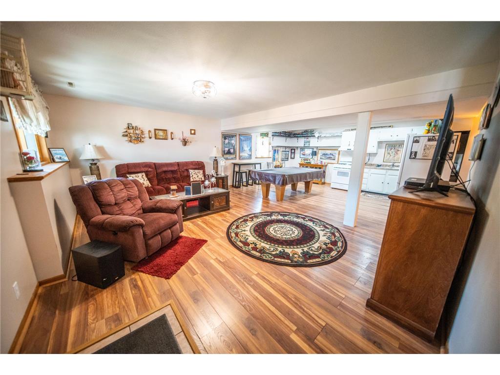 1525 Wabasha Ave Saint Charles MN 55972 6797043 image16