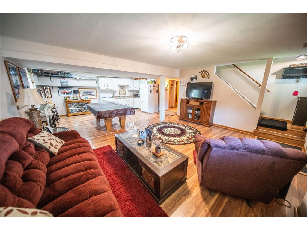 1525 Wabasha Ave Saint Charles MN 55972 6797043 image17