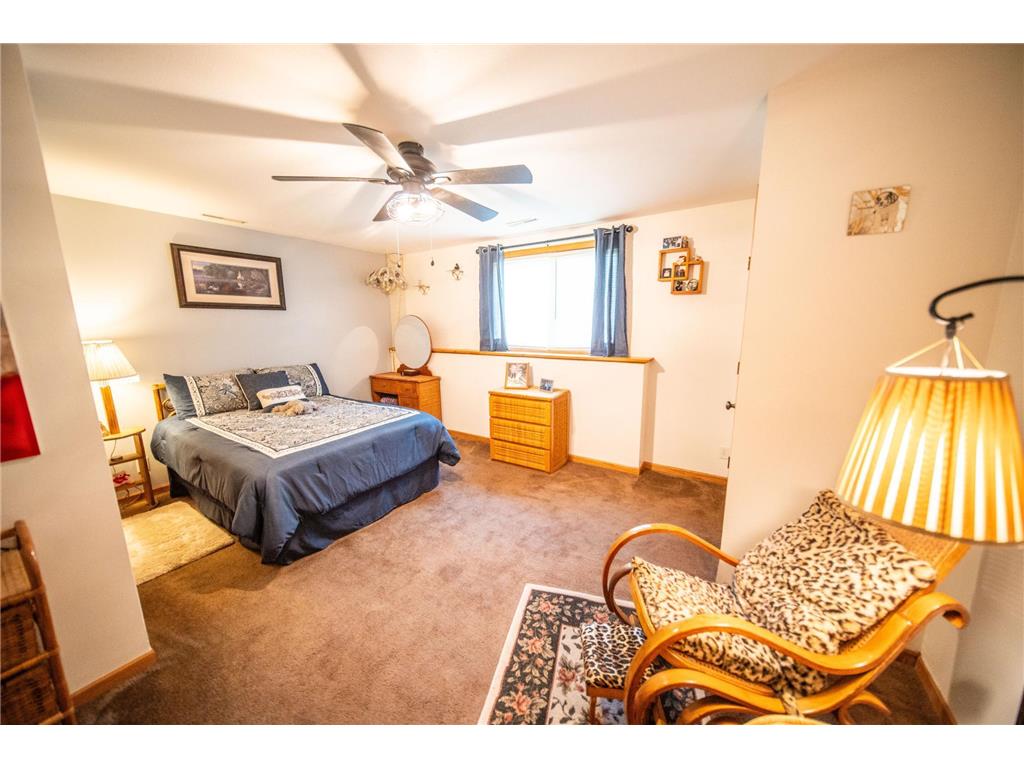 1525 Wabasha Ave Saint Charles MN 55972 6797043 image19