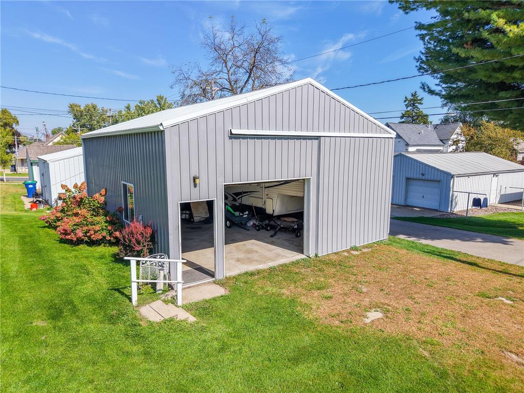 1525 Wabasha Ave Saint Charles MN 55972 6797043 image26