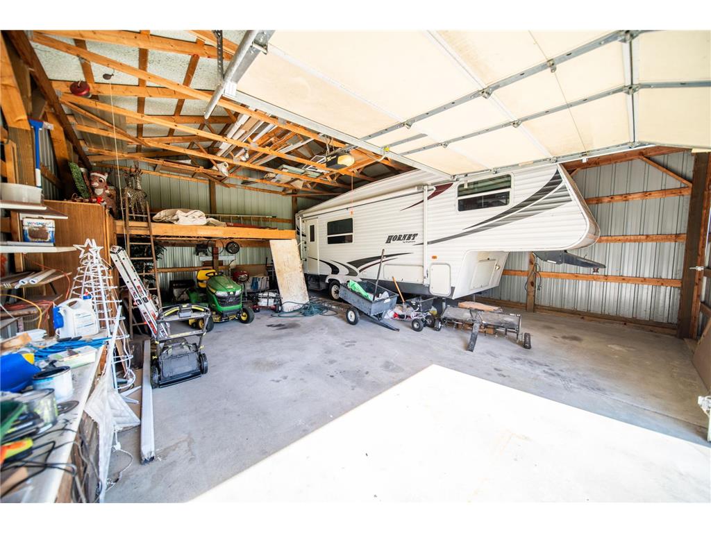 1525 Wabasha Ave Saint Charles MN 55972 6797043 image27