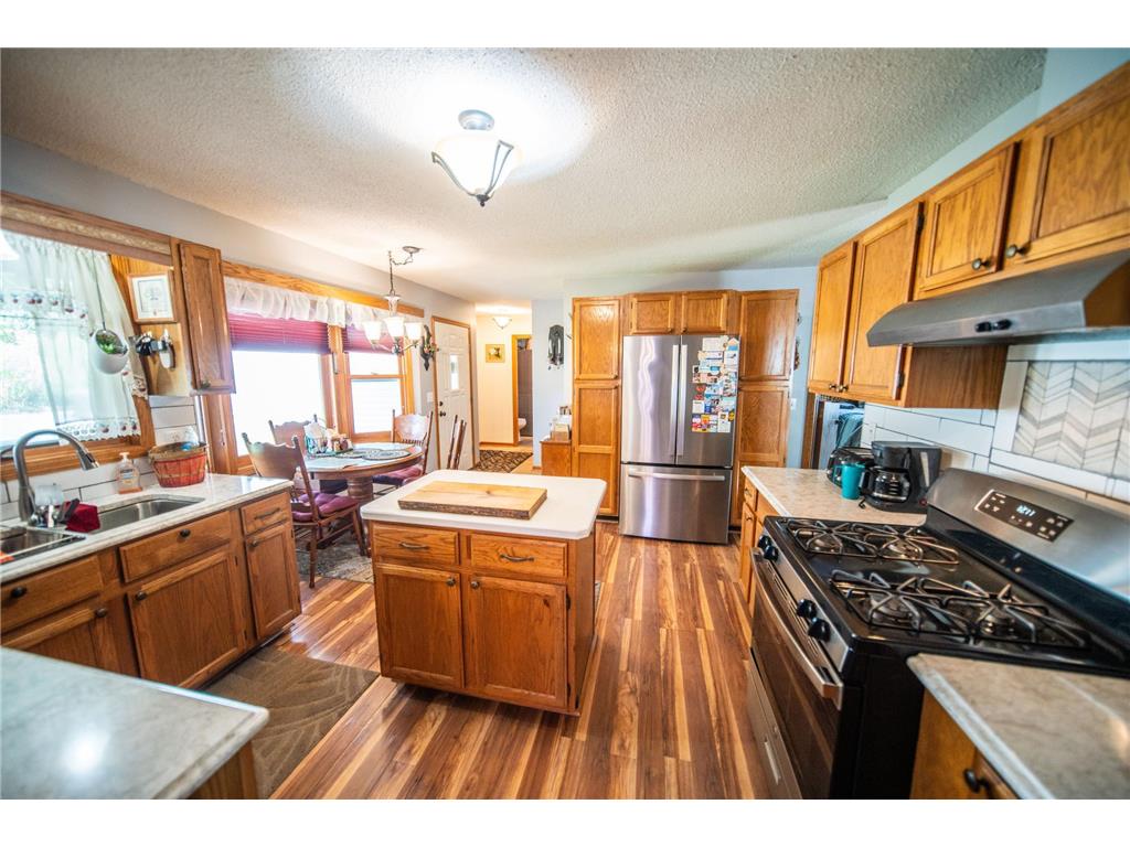 1525 Wabasha Ave Saint Charles MN 55972 6797043 image4