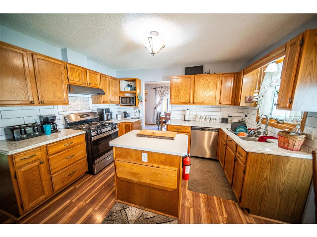 1525 Wabasha Ave Saint Charles MN 55972 6797043 image5