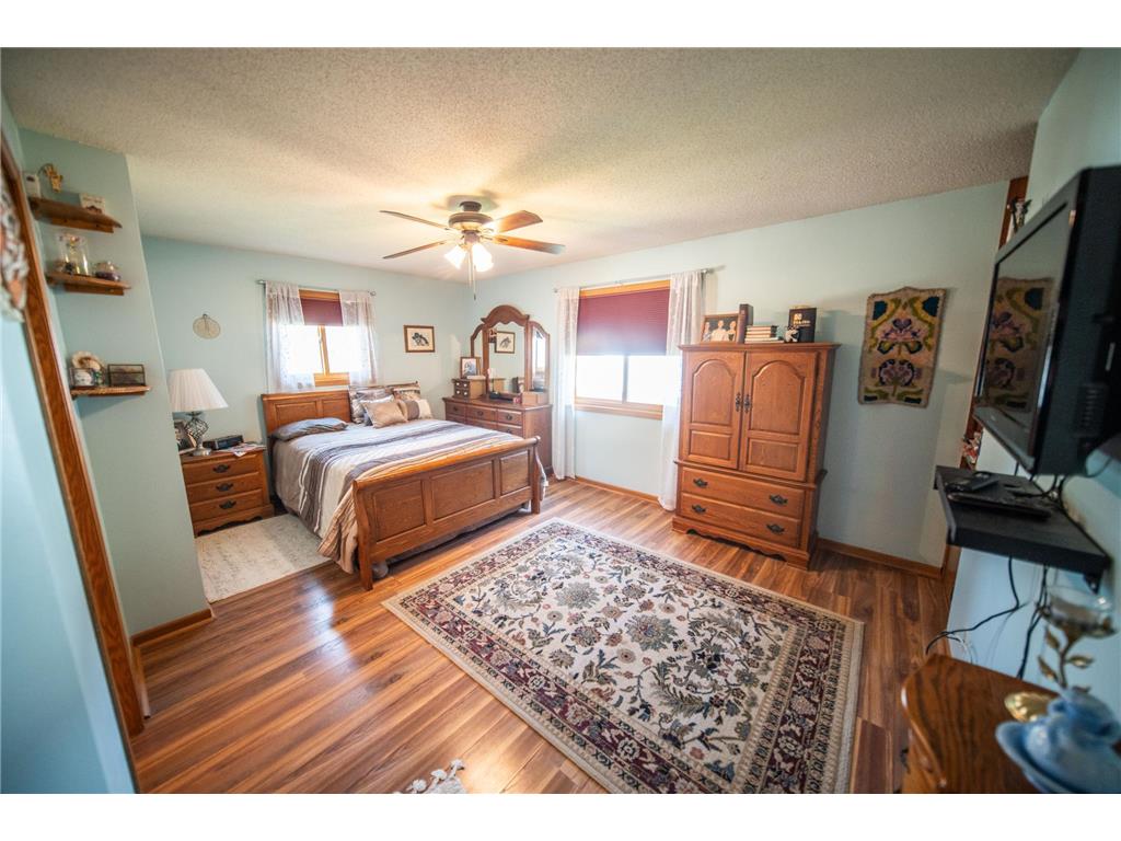 1525 Wabasha Ave Saint Charles MN 55972 6797043 image9