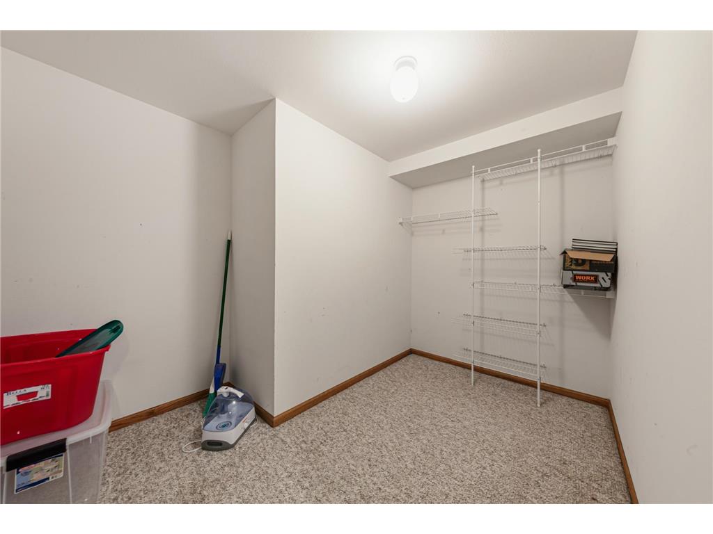 1526 Castle Drive North Mankato MN 56003 7057121 image42