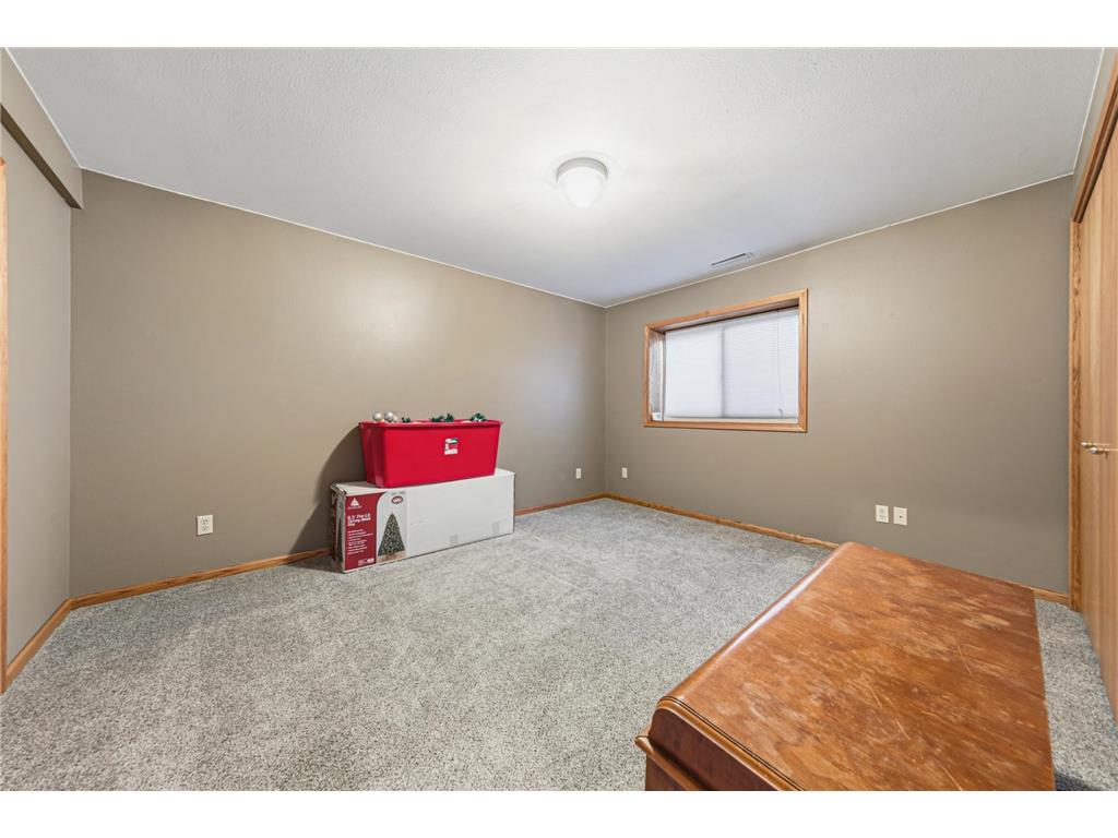 1526 Castle Drive North Mankato MN 56003 7057121 image44