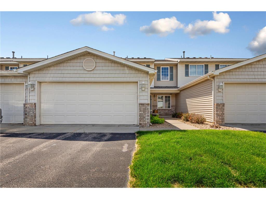 1526 Praha Street SE New Prague MN 56071 7096853 image1