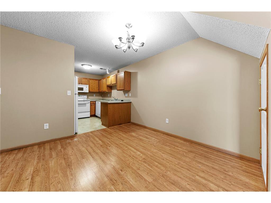 1526 Praha Street SE New Prague MN 56071 7096853 image11