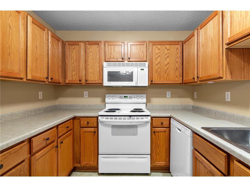 1526 Praha Street SE New Prague MN 56071 7096853 image14