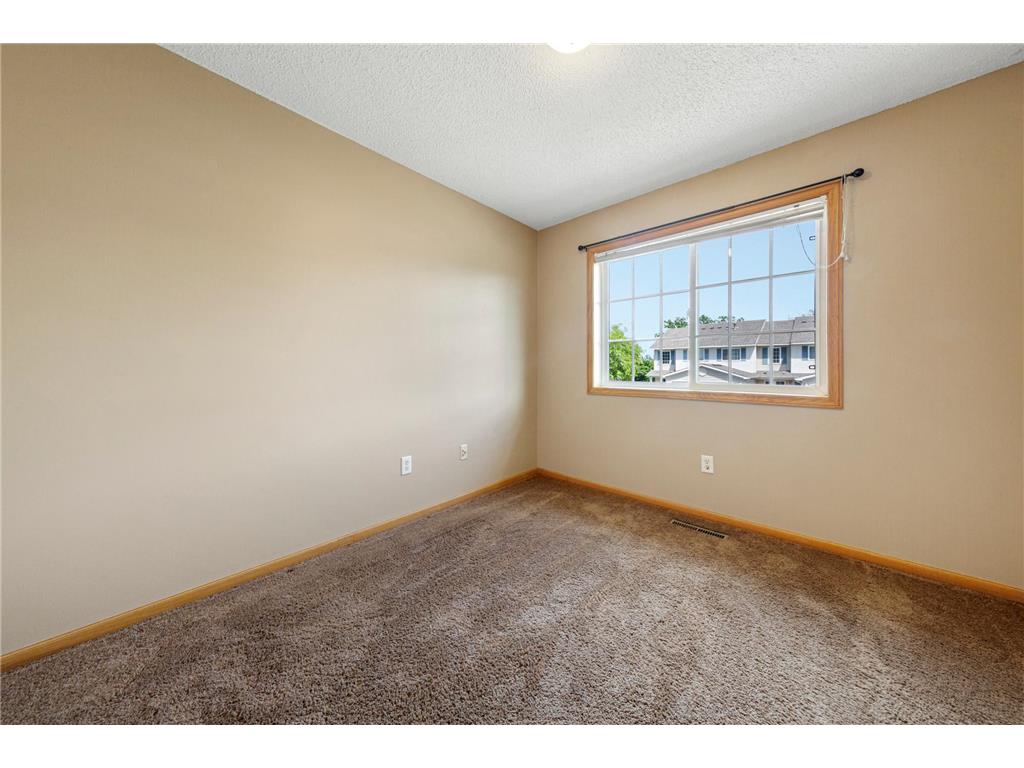 1526 Praha Street SE New Prague MN 56071 7096853 image20