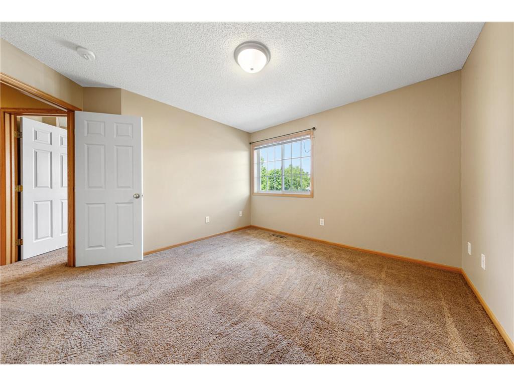 1526 Praha Street SE New Prague MN 56071 7096853 image24