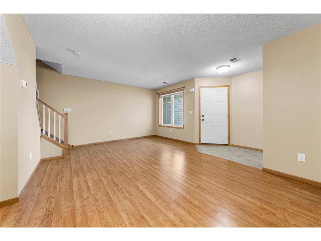 1526 Praha Street SE New Prague MN 56071 7096853 image9