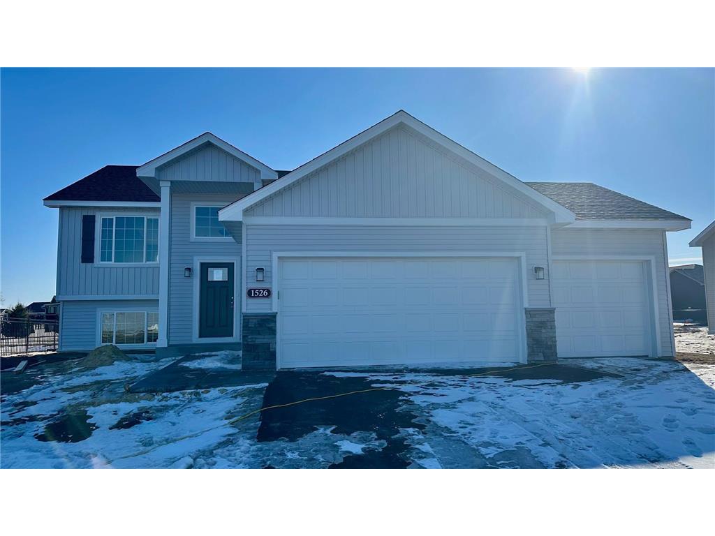 1526 Raccoon Lane New Richmond WI 54017 7011805 image1