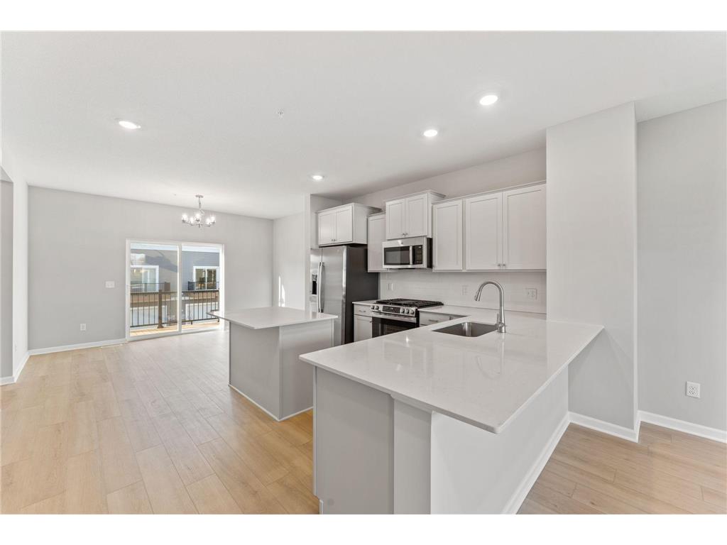 1526 Traverse Lane West Saint Paul MN 55118 7024609 image7