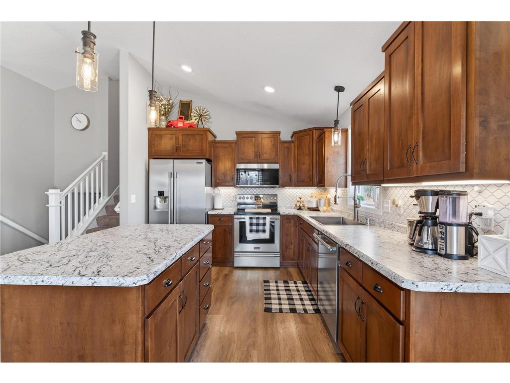 15264 292nd Avenue NW Blue Hill Twp MN 55398 7050053 image10