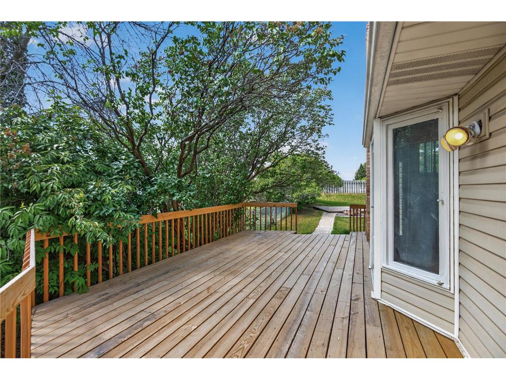 15264 92nd Place N Maple Grove MN 55369 7082780 image23