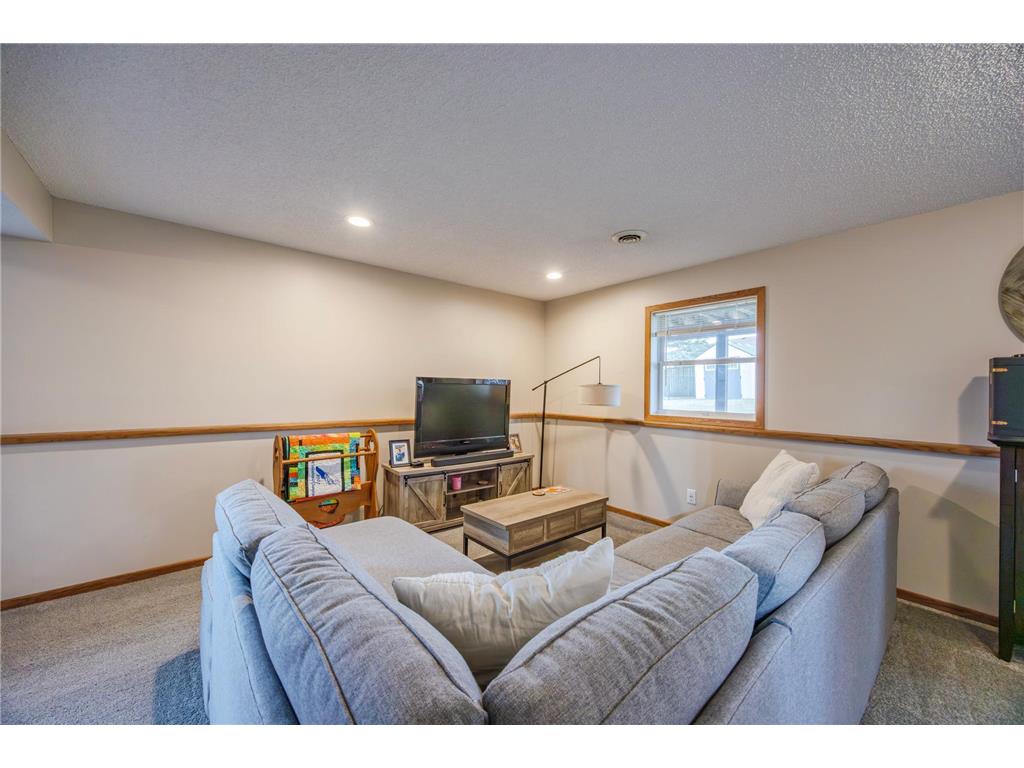 15265 Danbury Avenue W Rosemount MN 55068 7049073 image29