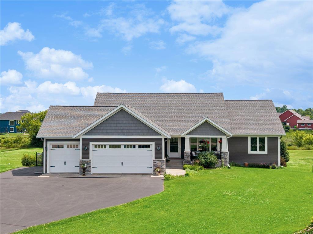 1527 96th Street New Richmond WI 54017 7082638 image1