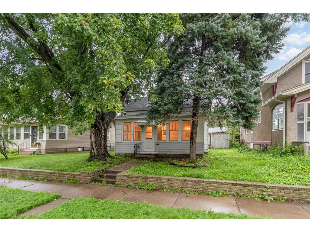 1527 Breda Avenue Saint Paul MN 55108 6579738 image1