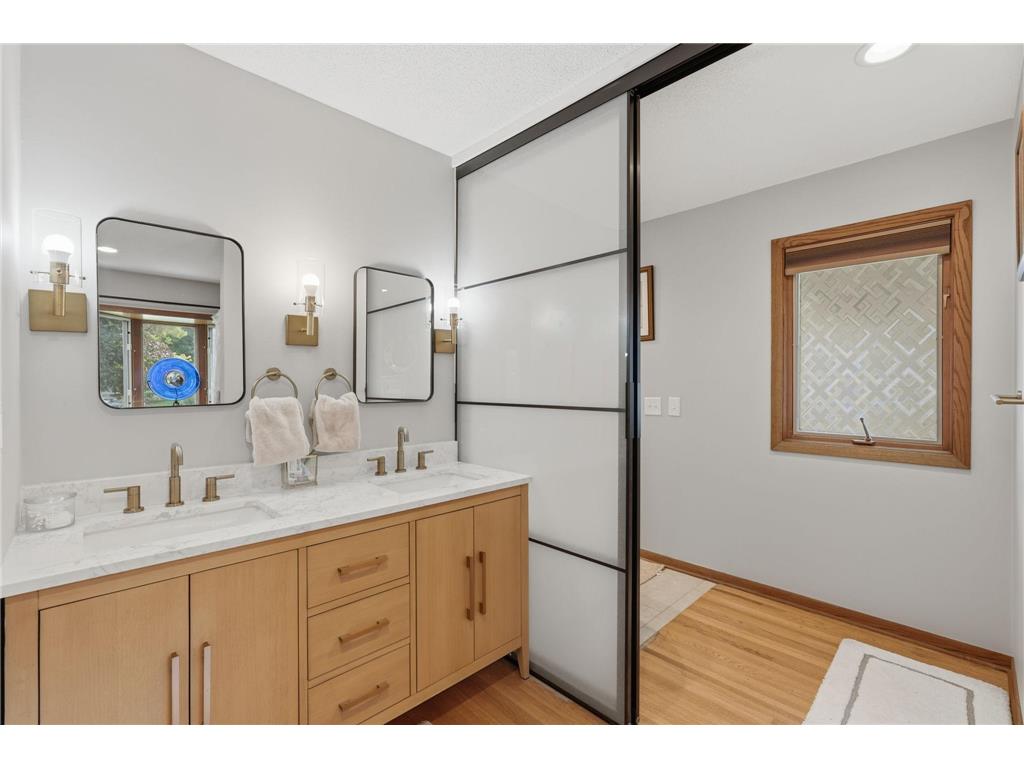 1527 E Windemere Circle NE Fridley MN 55421 7104755 image13